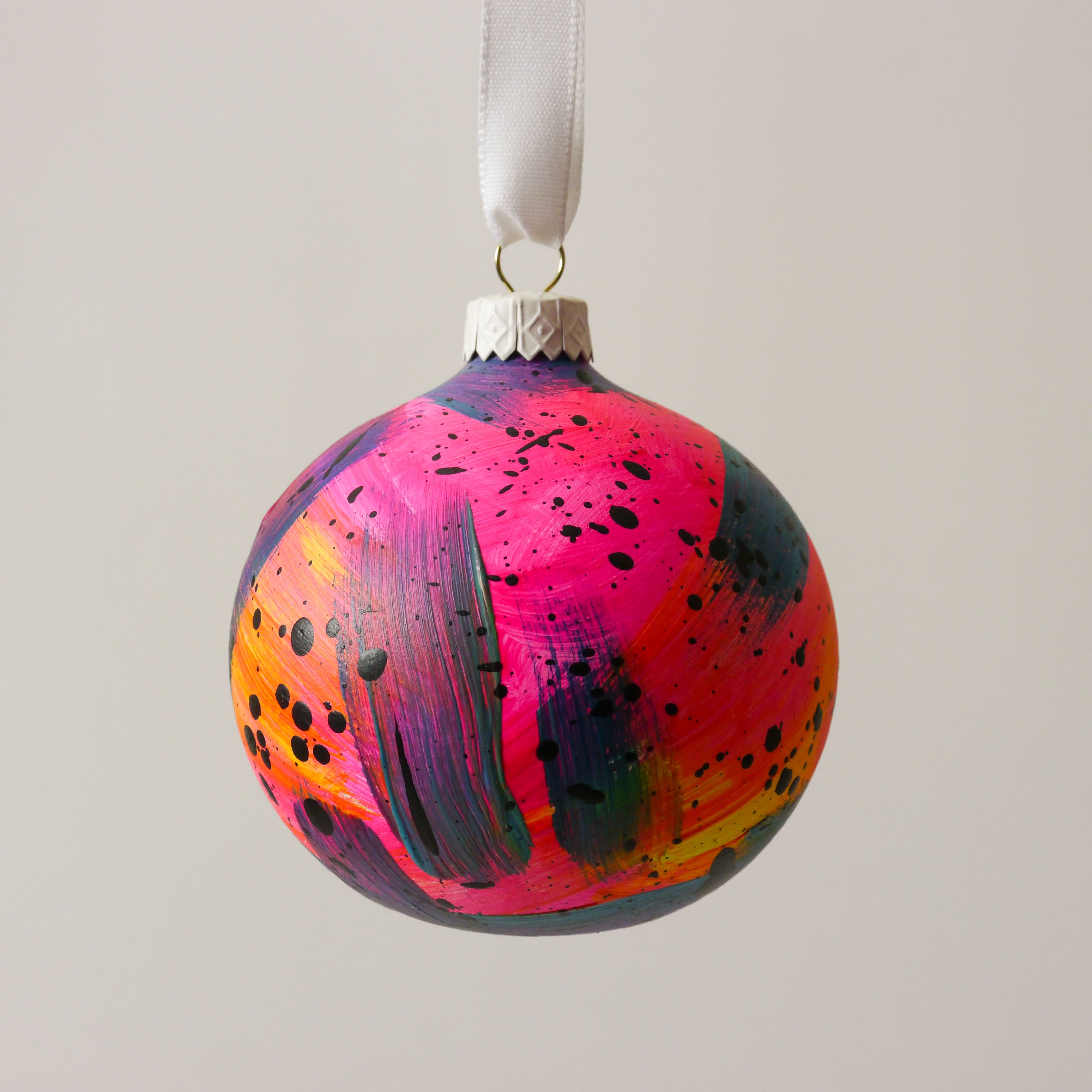 Abstract Art Bauble 001