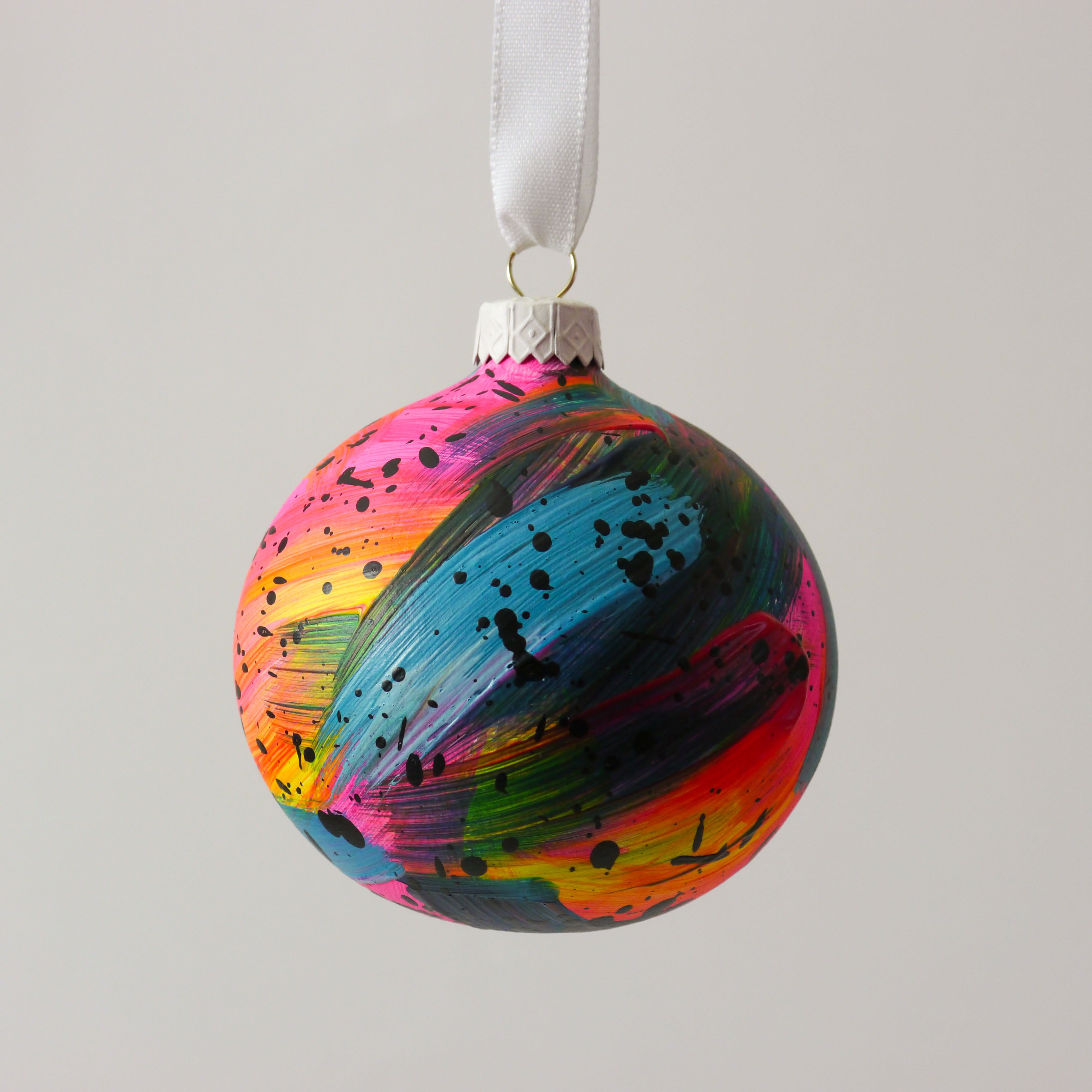Abstract Art Bauble 005