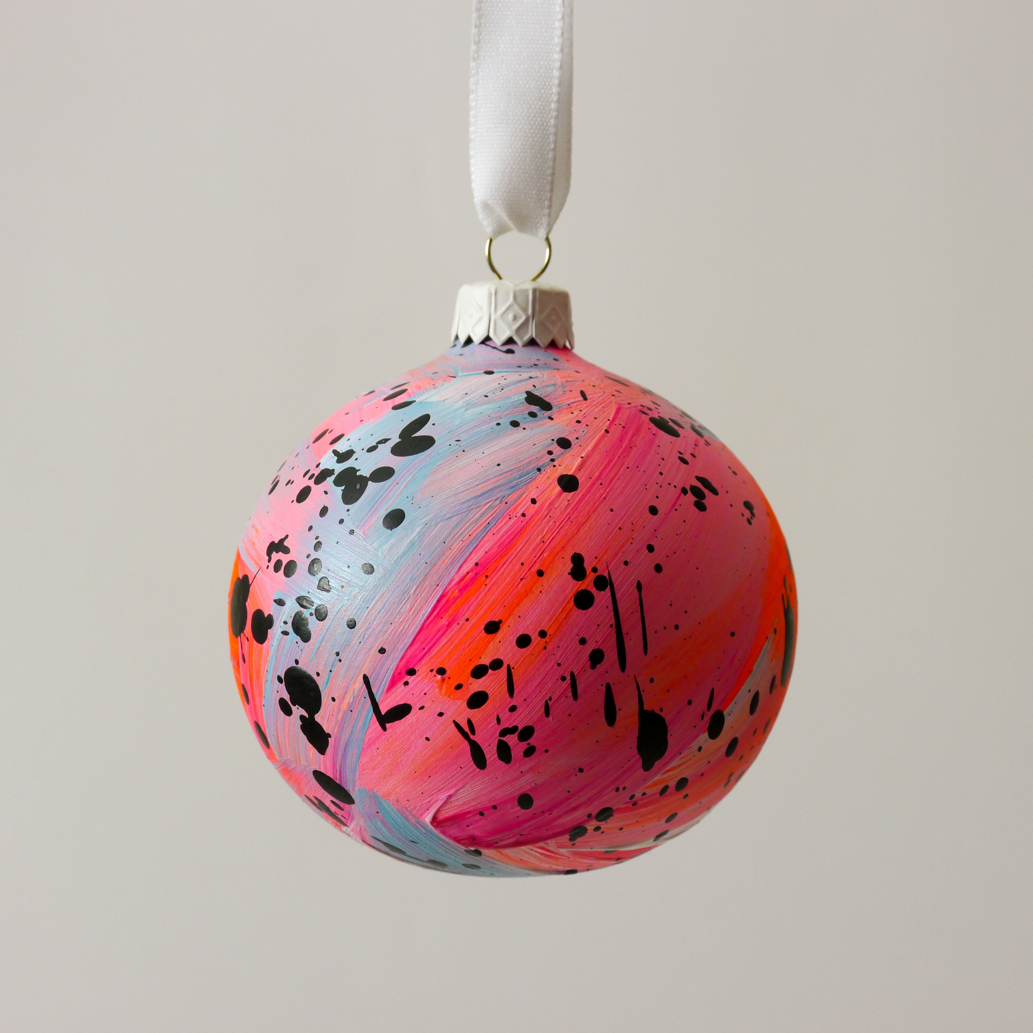 Abstract Art Bauble 008