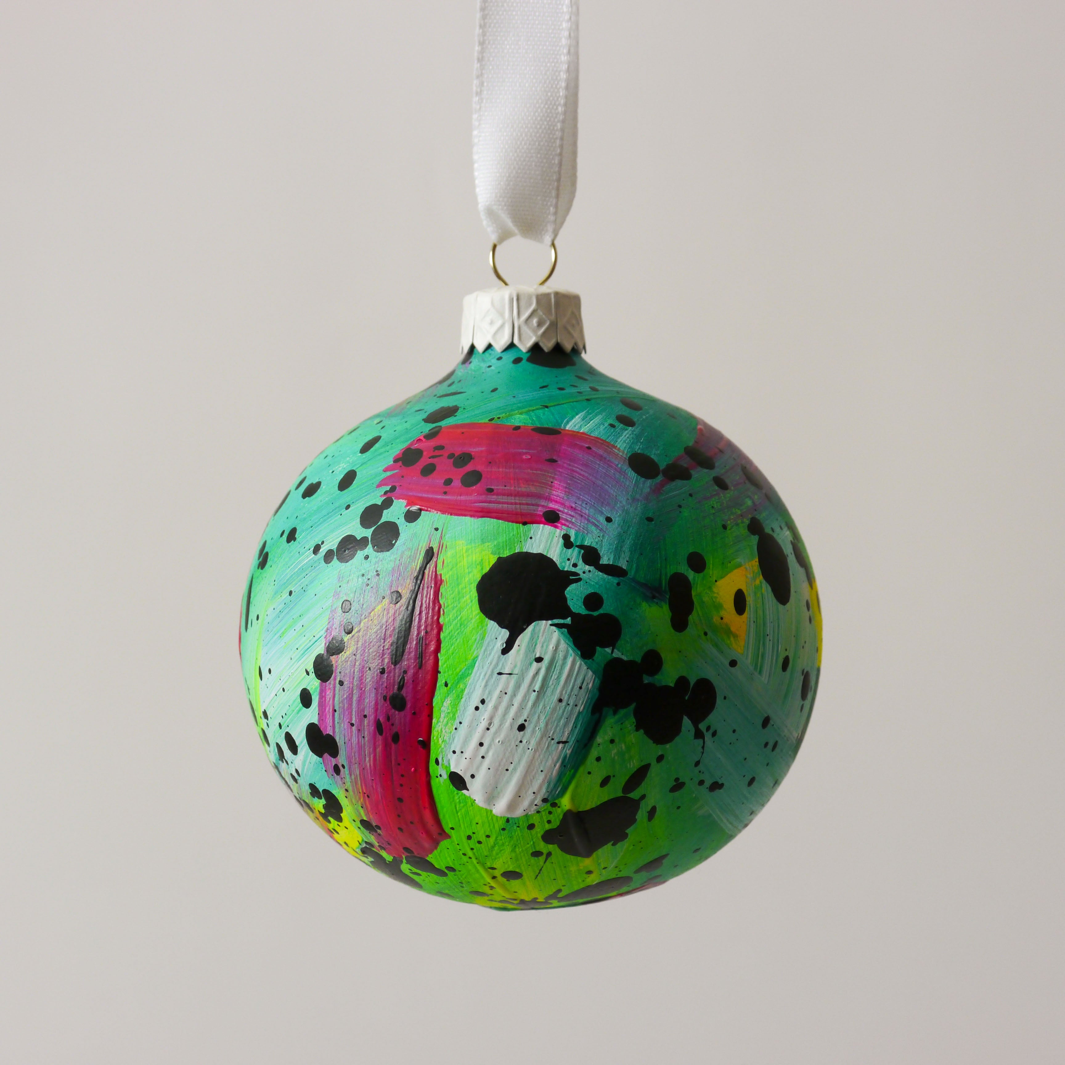 Abstract Art Bauble 013