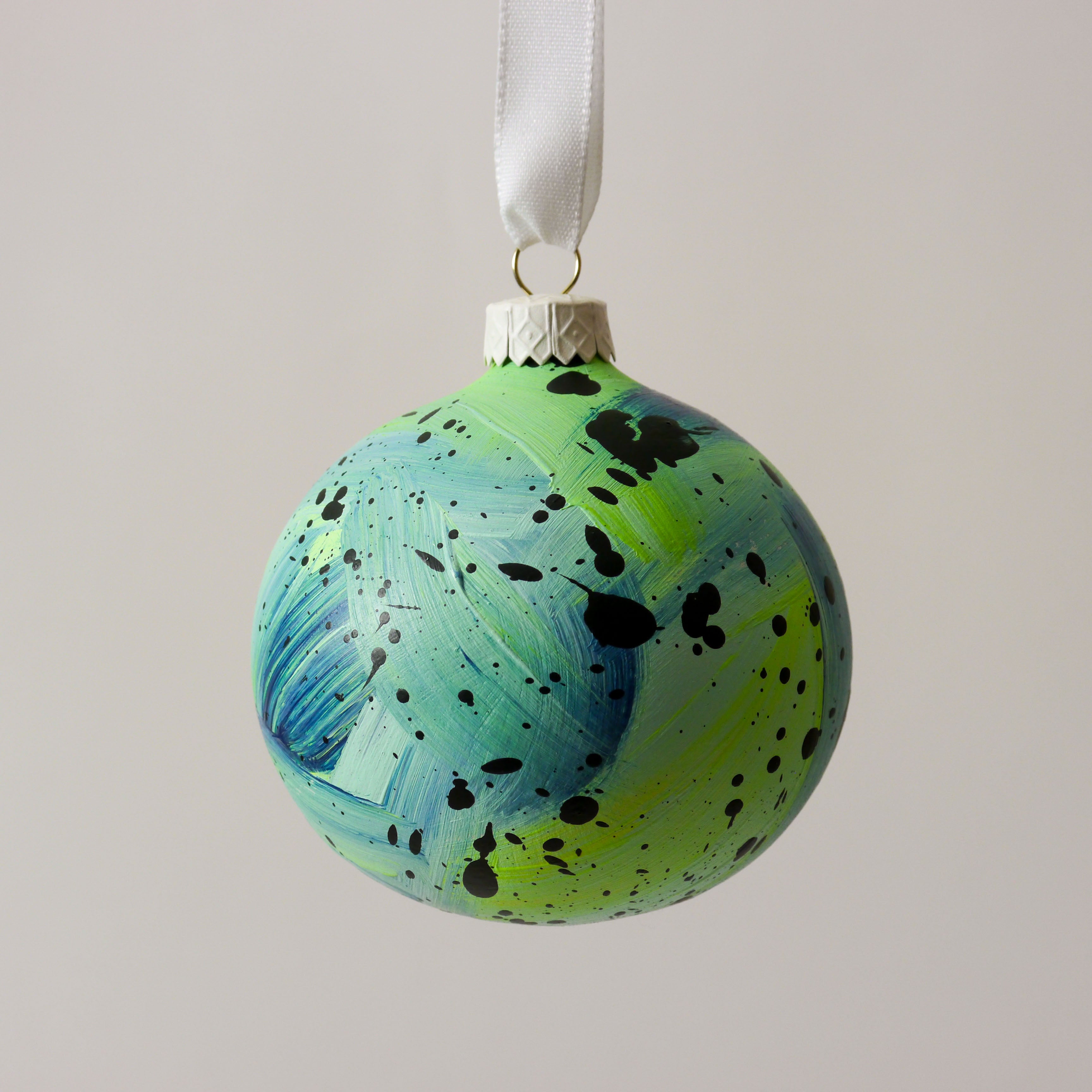 Abstract Art Bauble 014