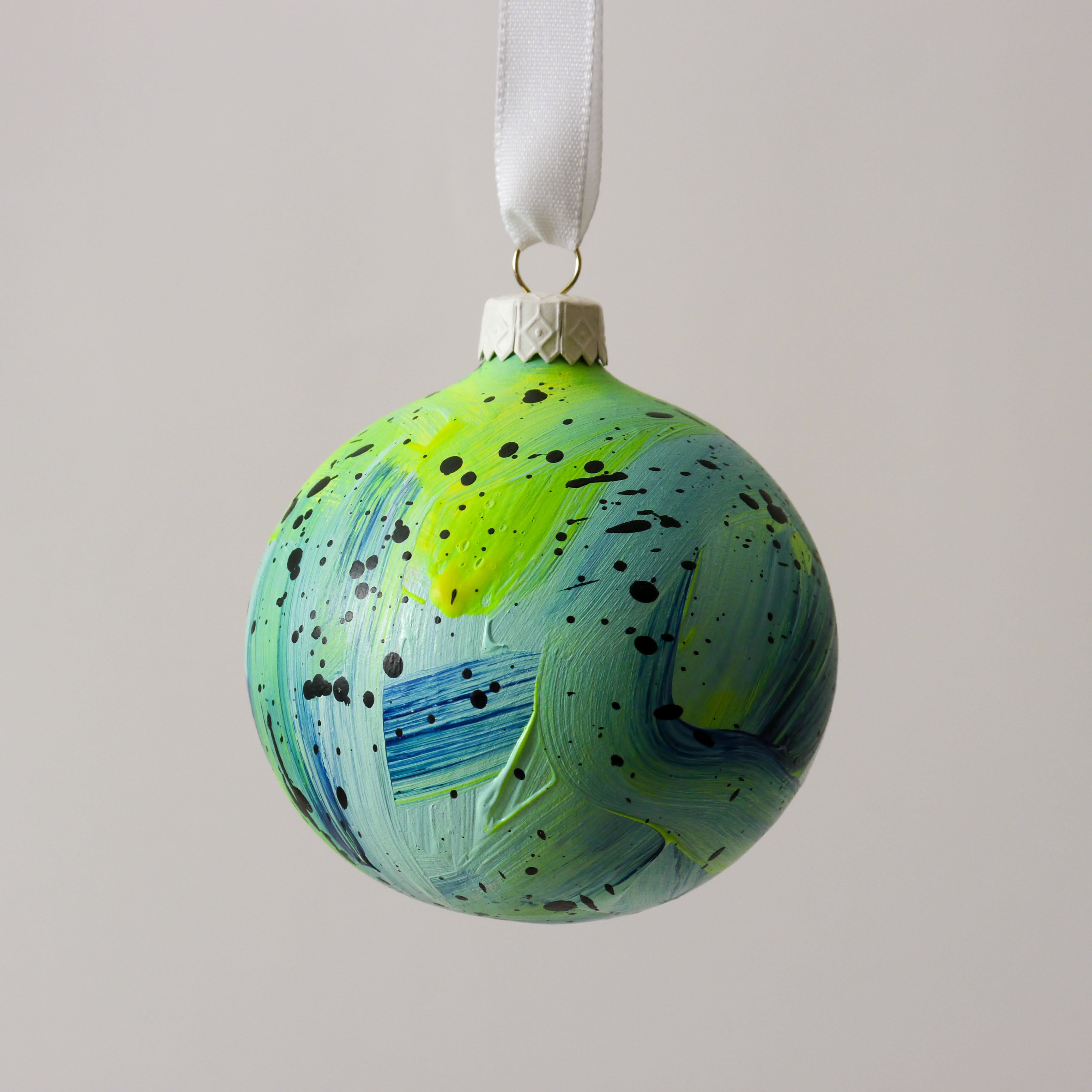 Abstract Art Bauble 014