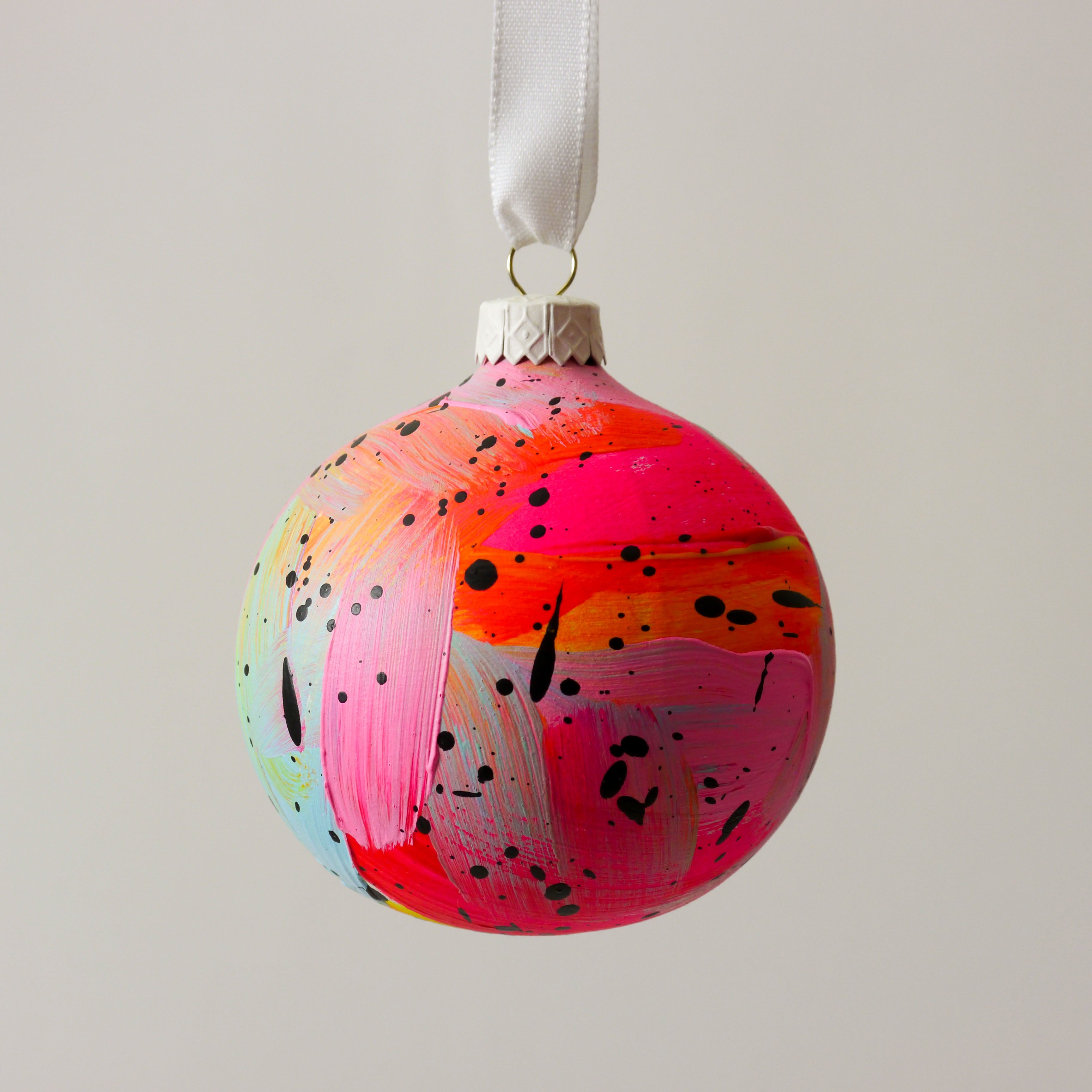 Abstract Art Bauble 018