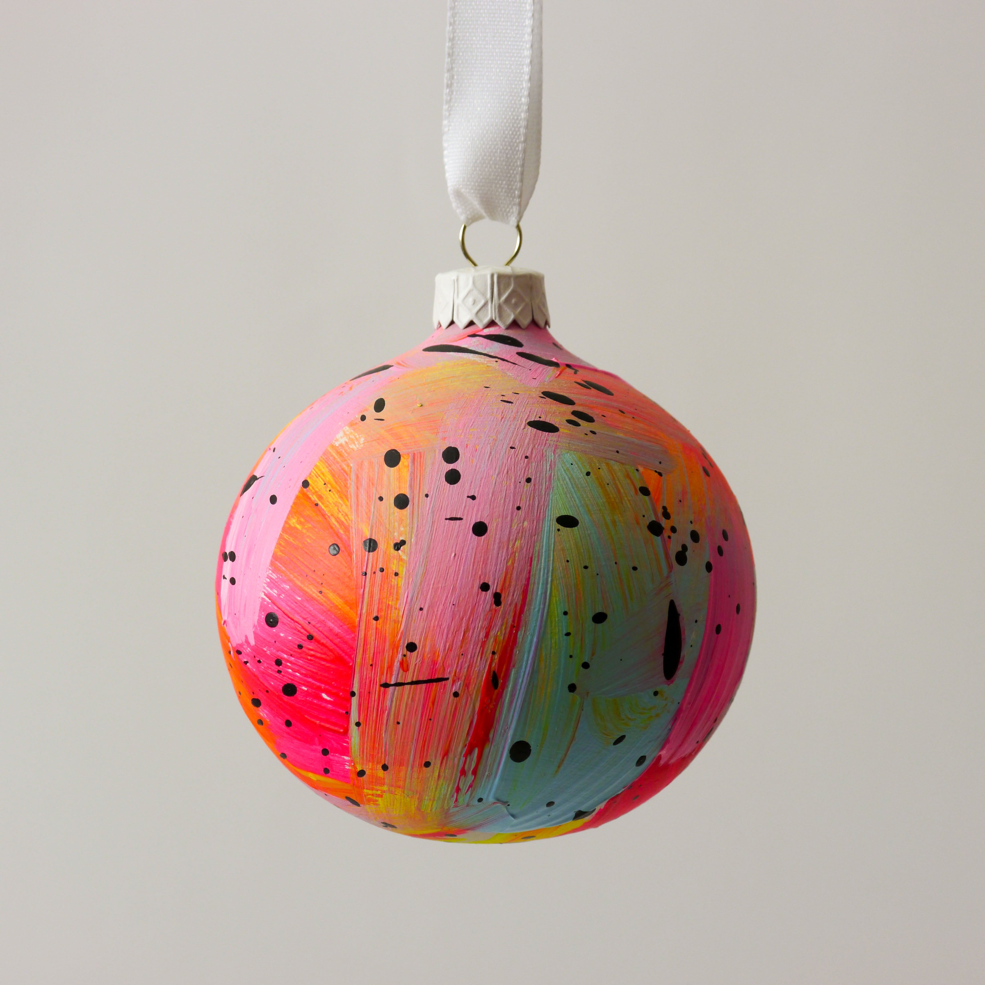 Abstract Art Bauble 018