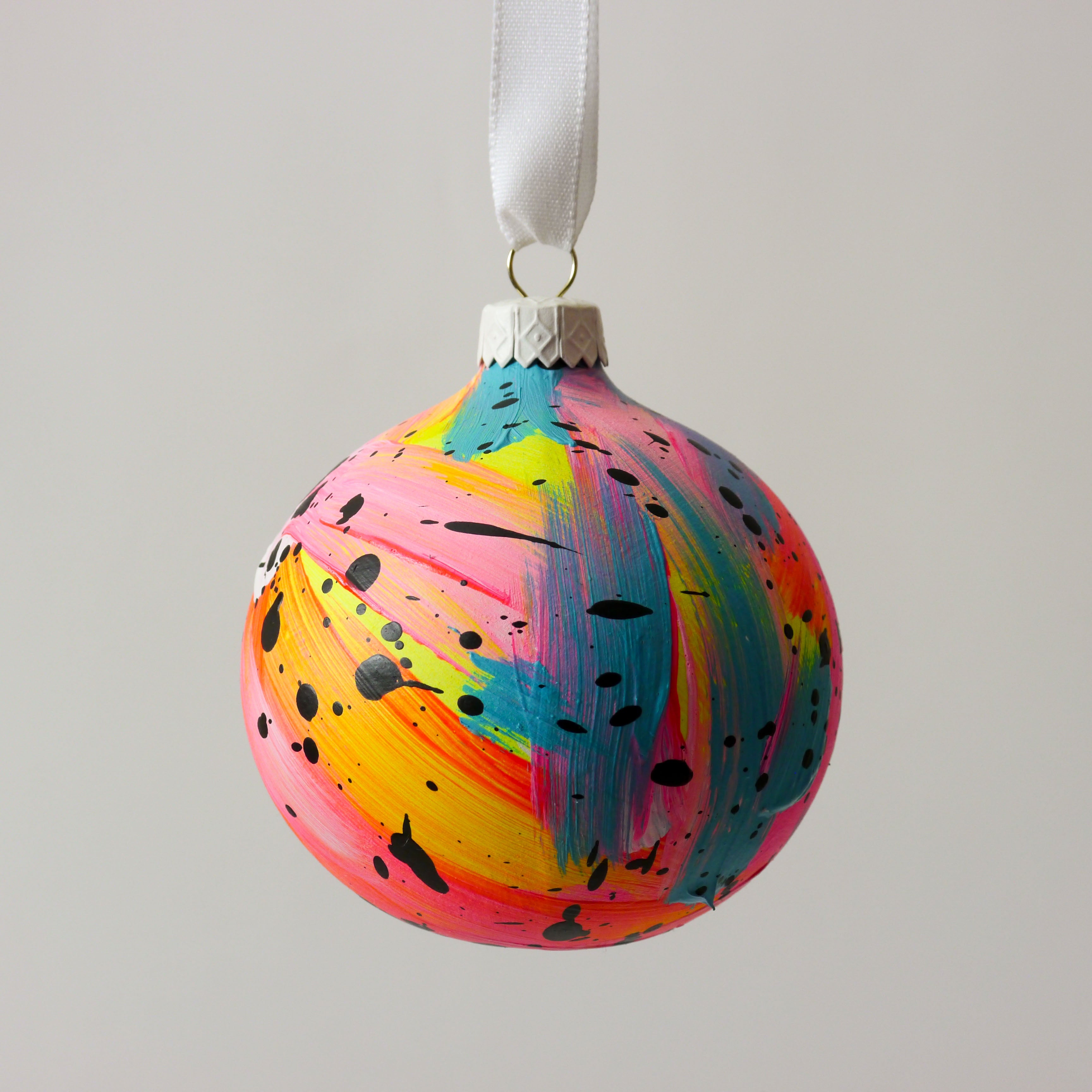 Abstract Art Bauble 019