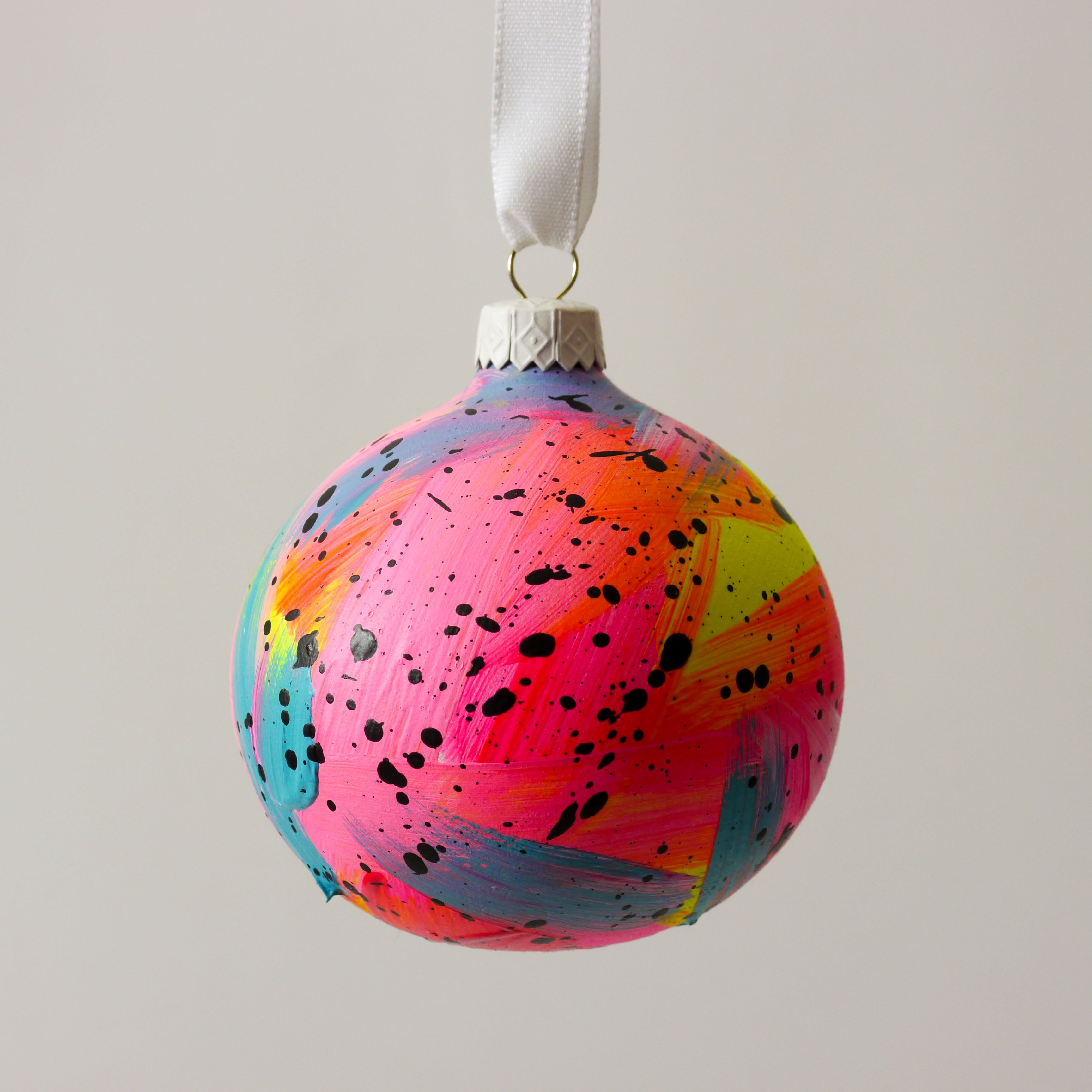 Abstract Art Bauble 019