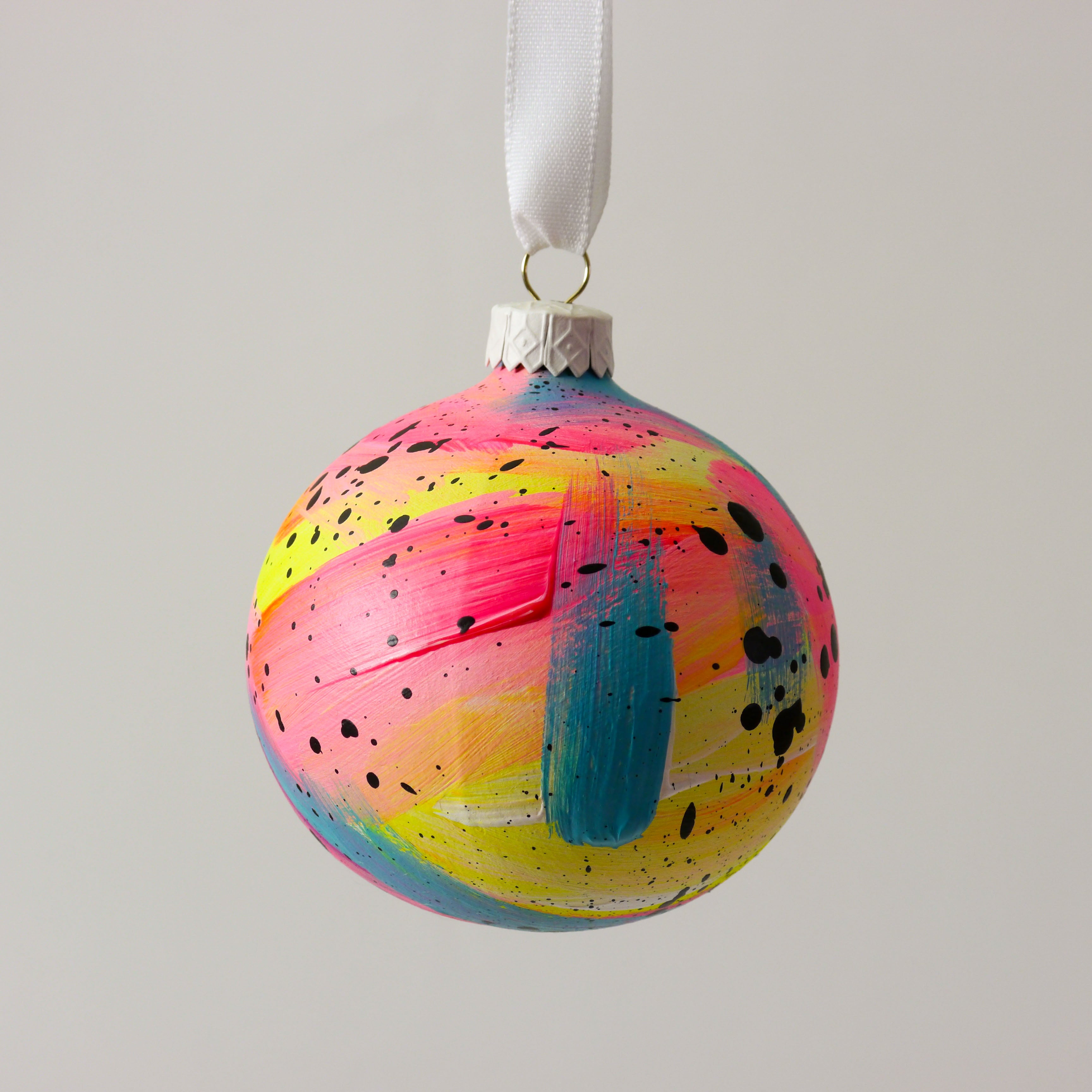 Abstract Art Bauble 020