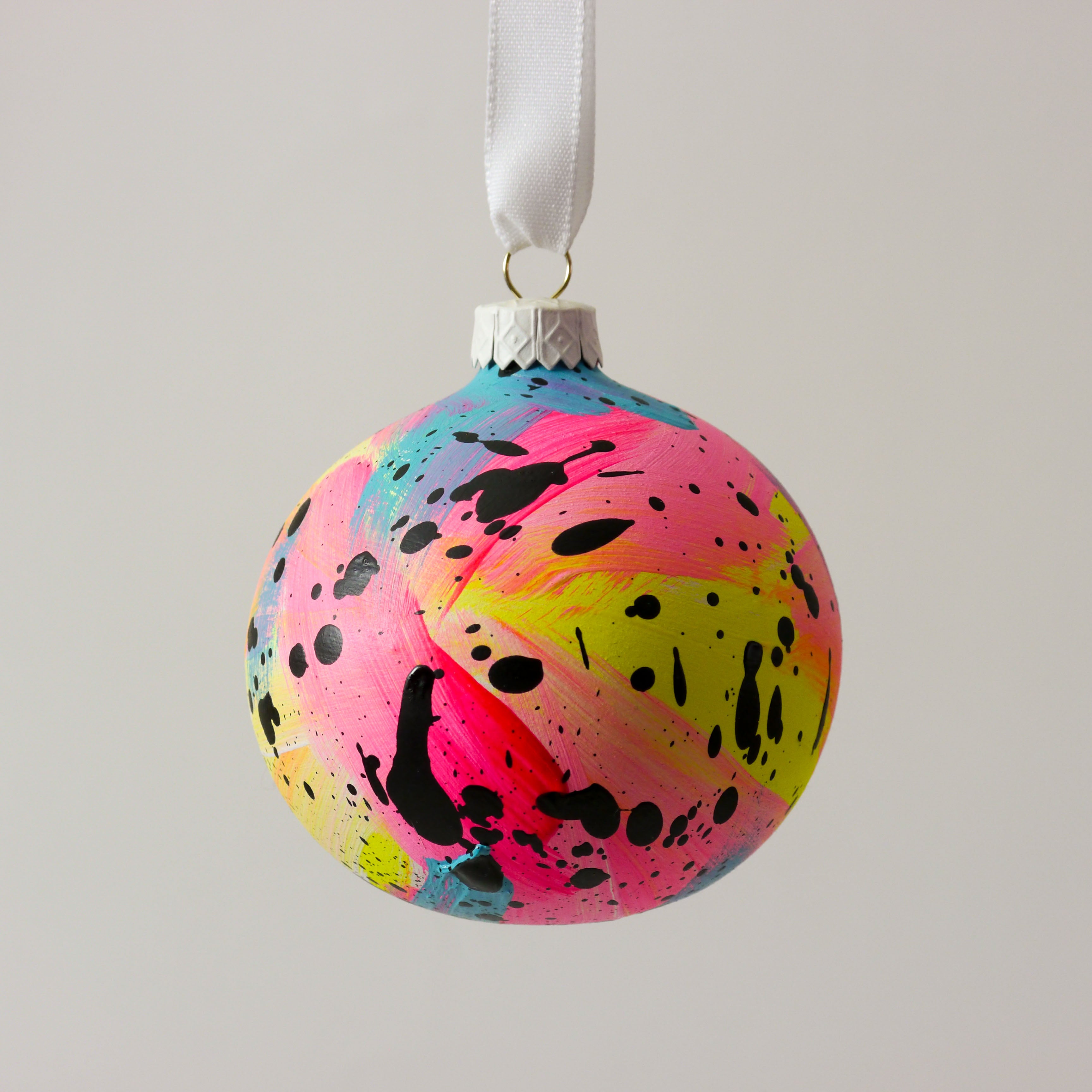Abstract Art Bauble 020