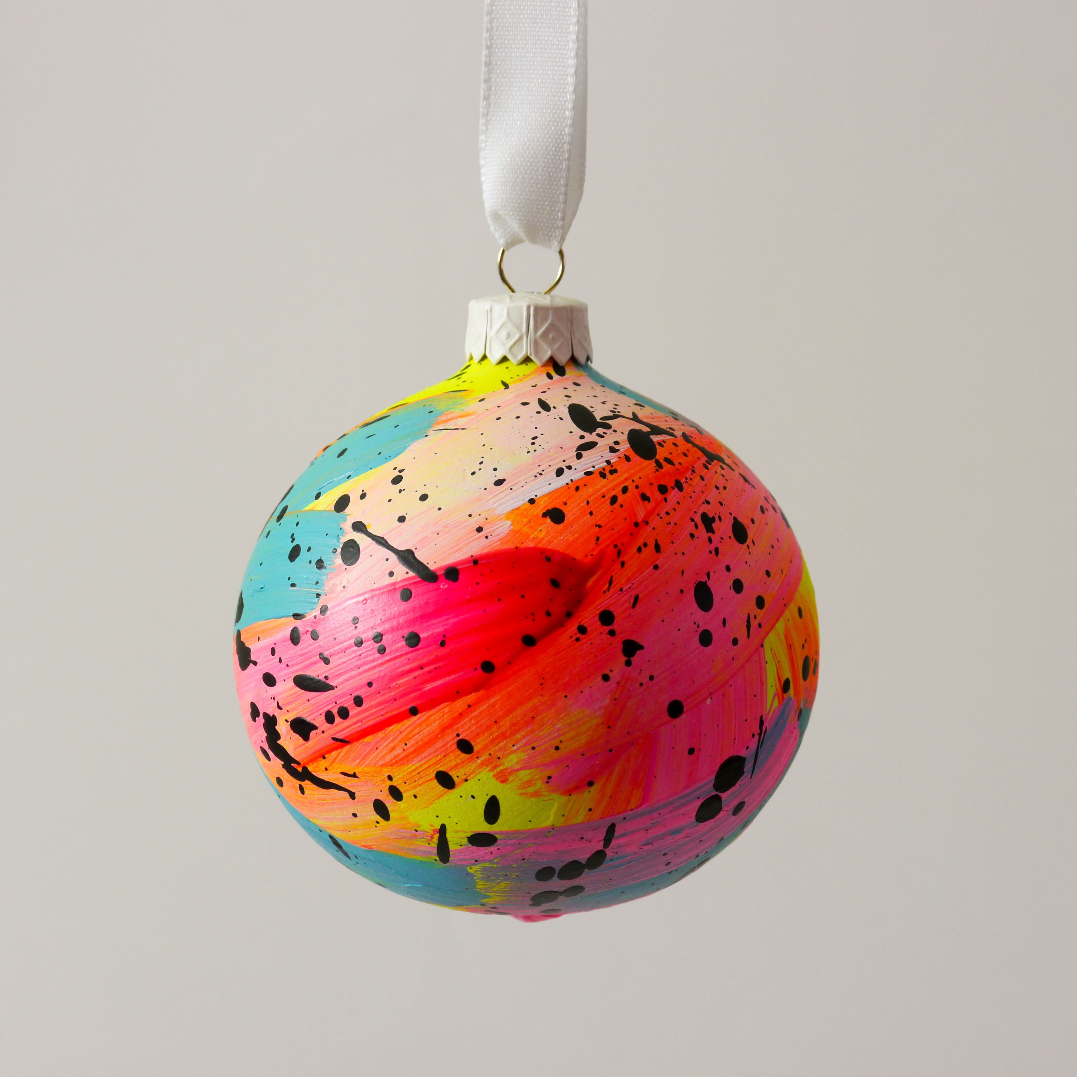 Abstract Art Bauble 021