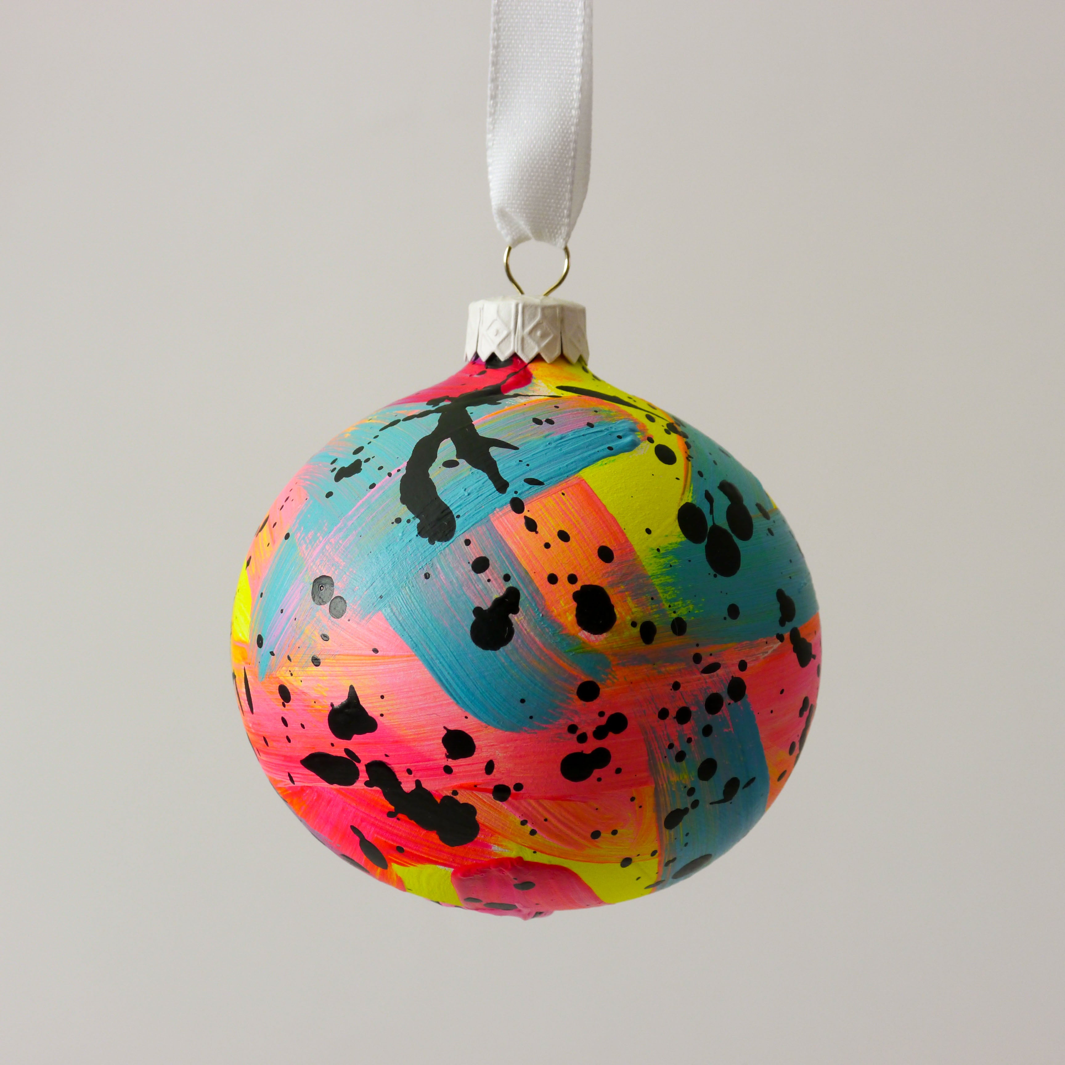 Abstract Art Bauble 021