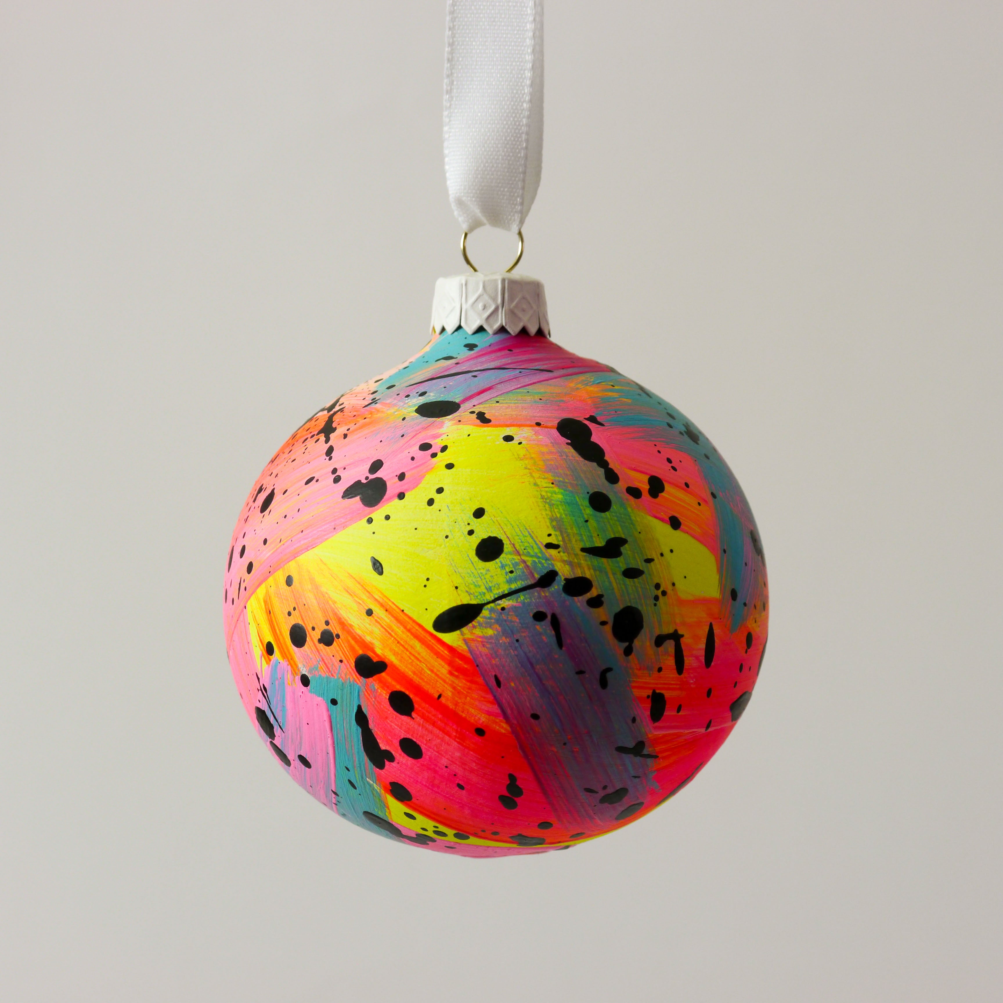 Abstract Art Bauble 021