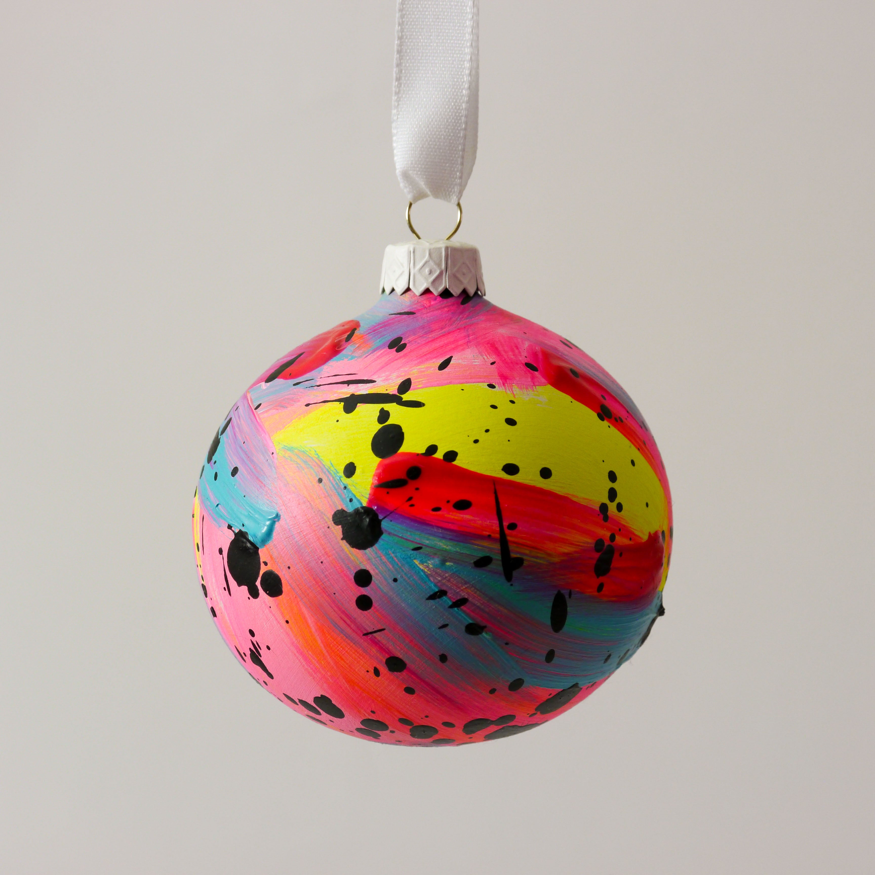 Abstract Art Bauble 026