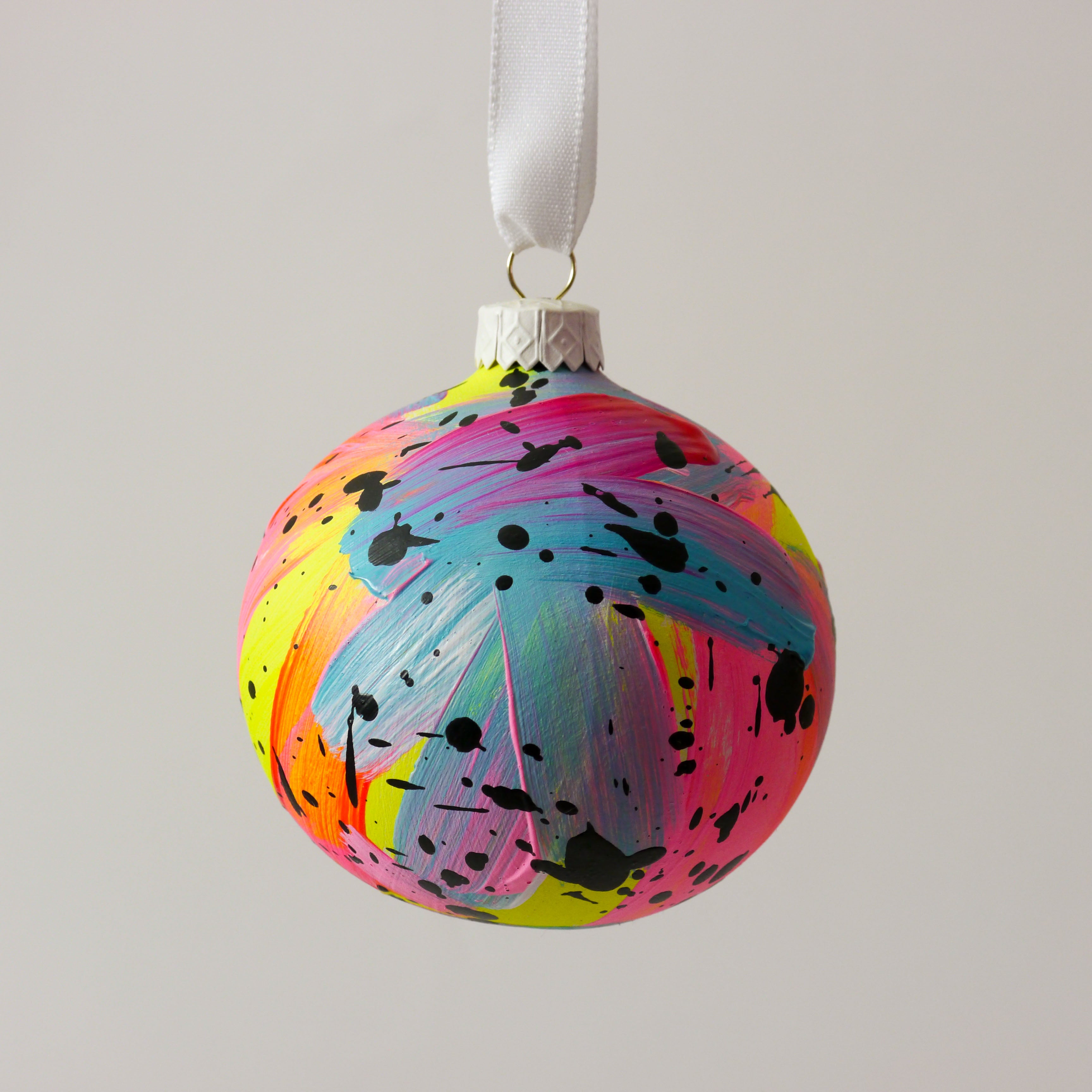 Abstract Art Bauble 026