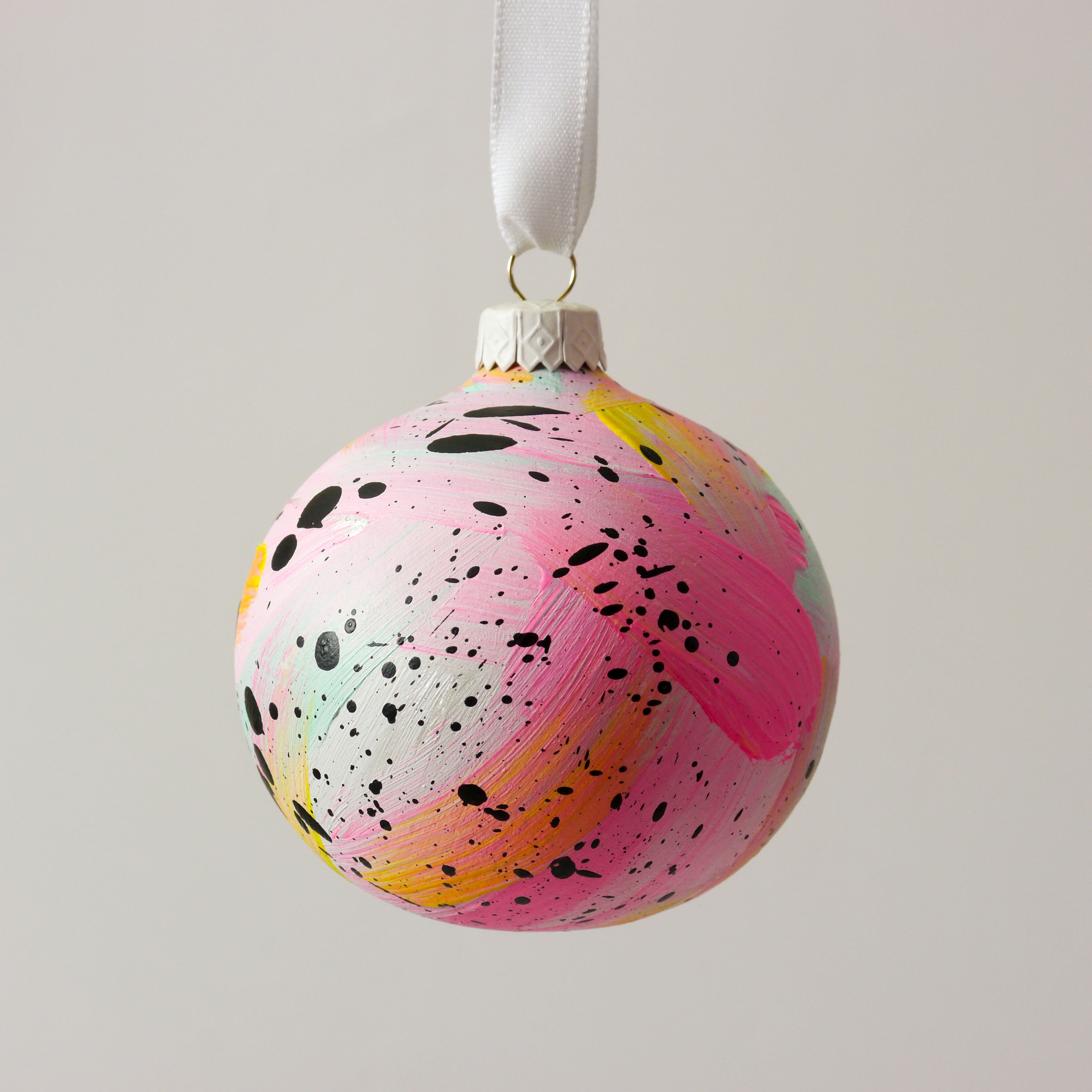 Abstract Art Bauble 028