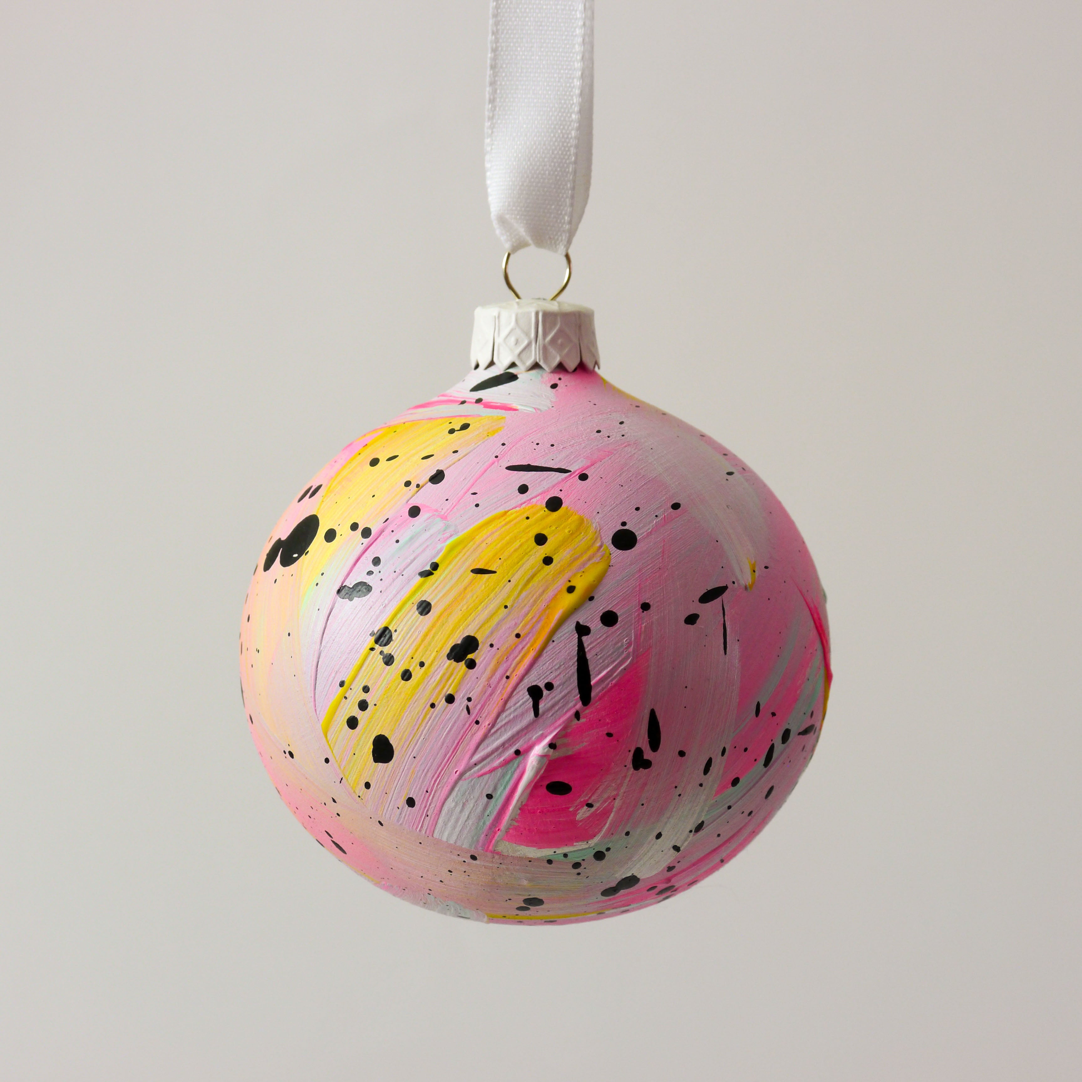 Abstract Art Bauble 030