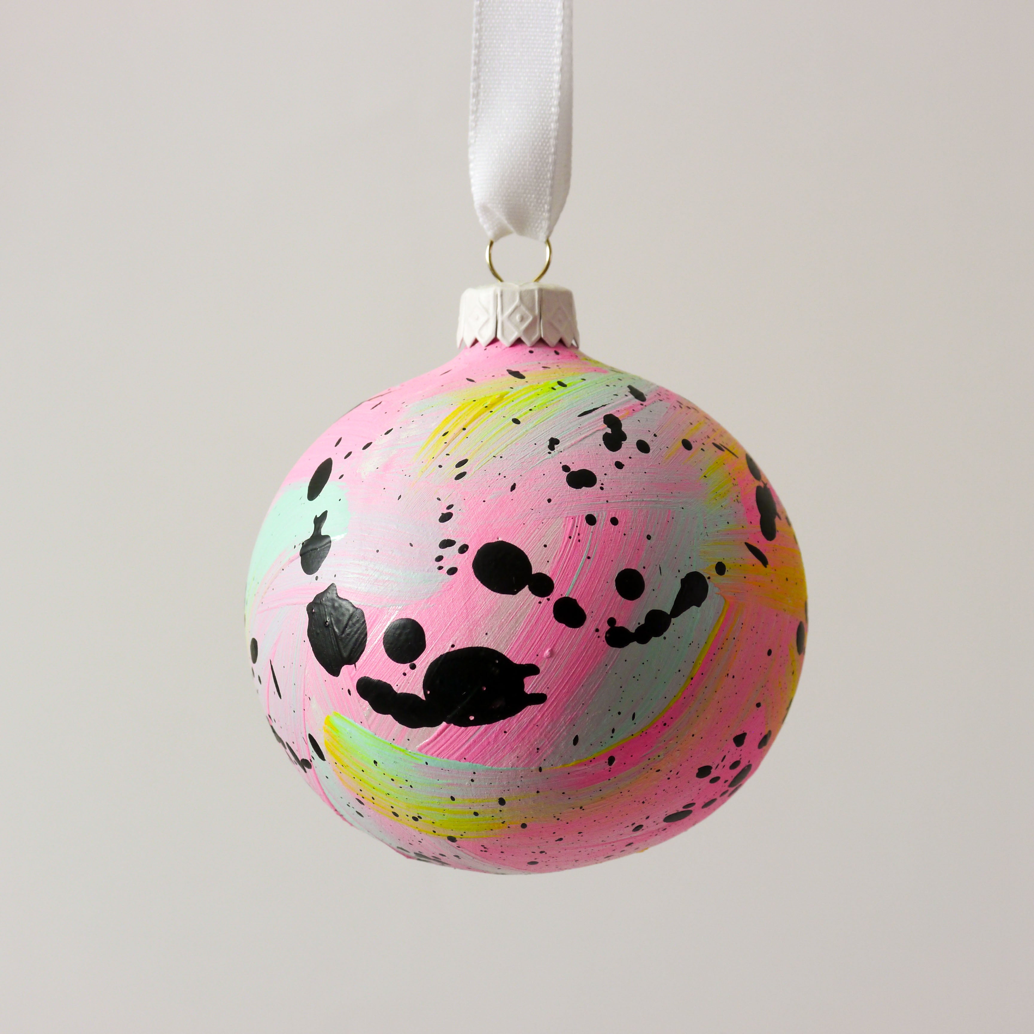 Abstract Art Bauble 031
