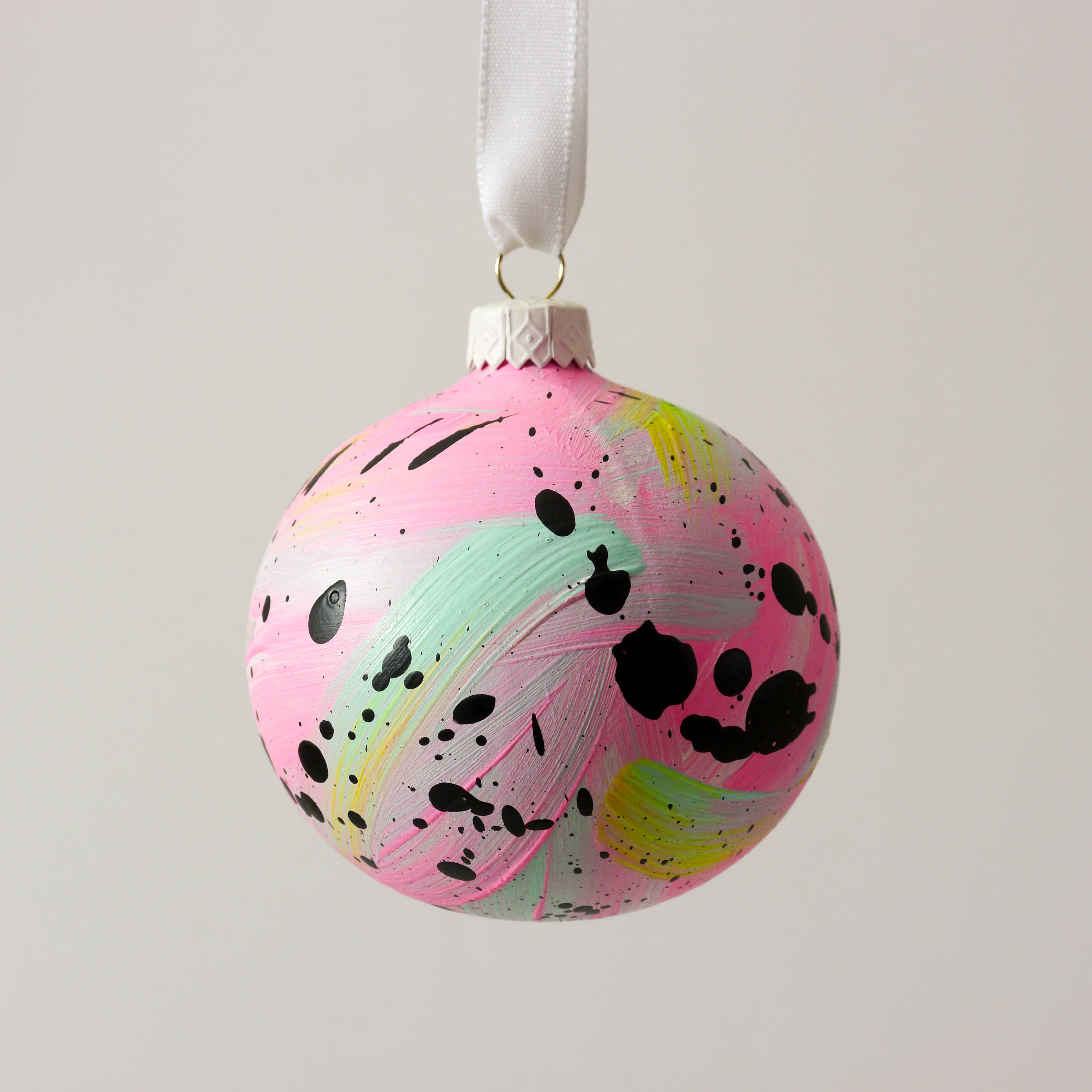 Abstract Art Bauble 031