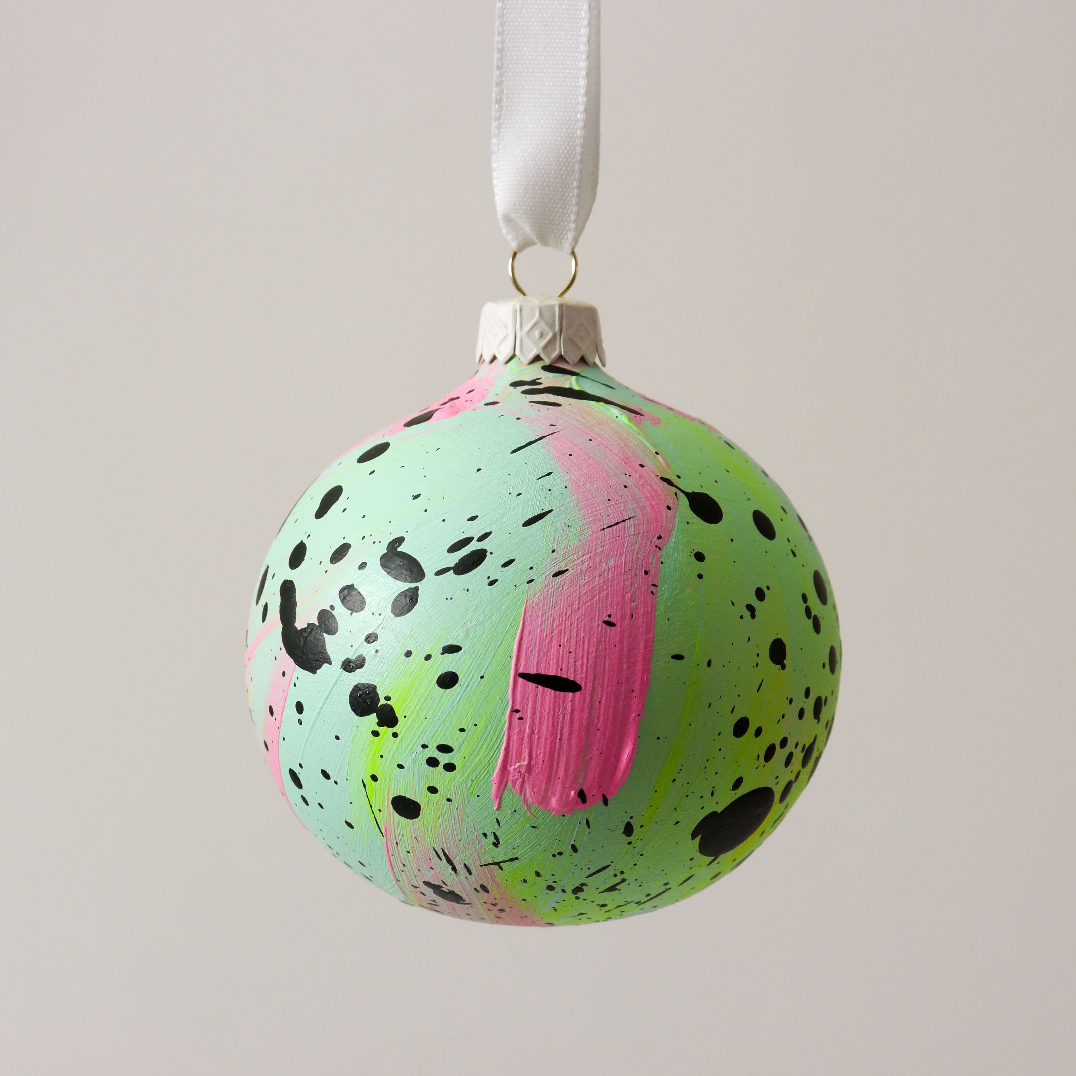 Abstract Art Bauble 032
