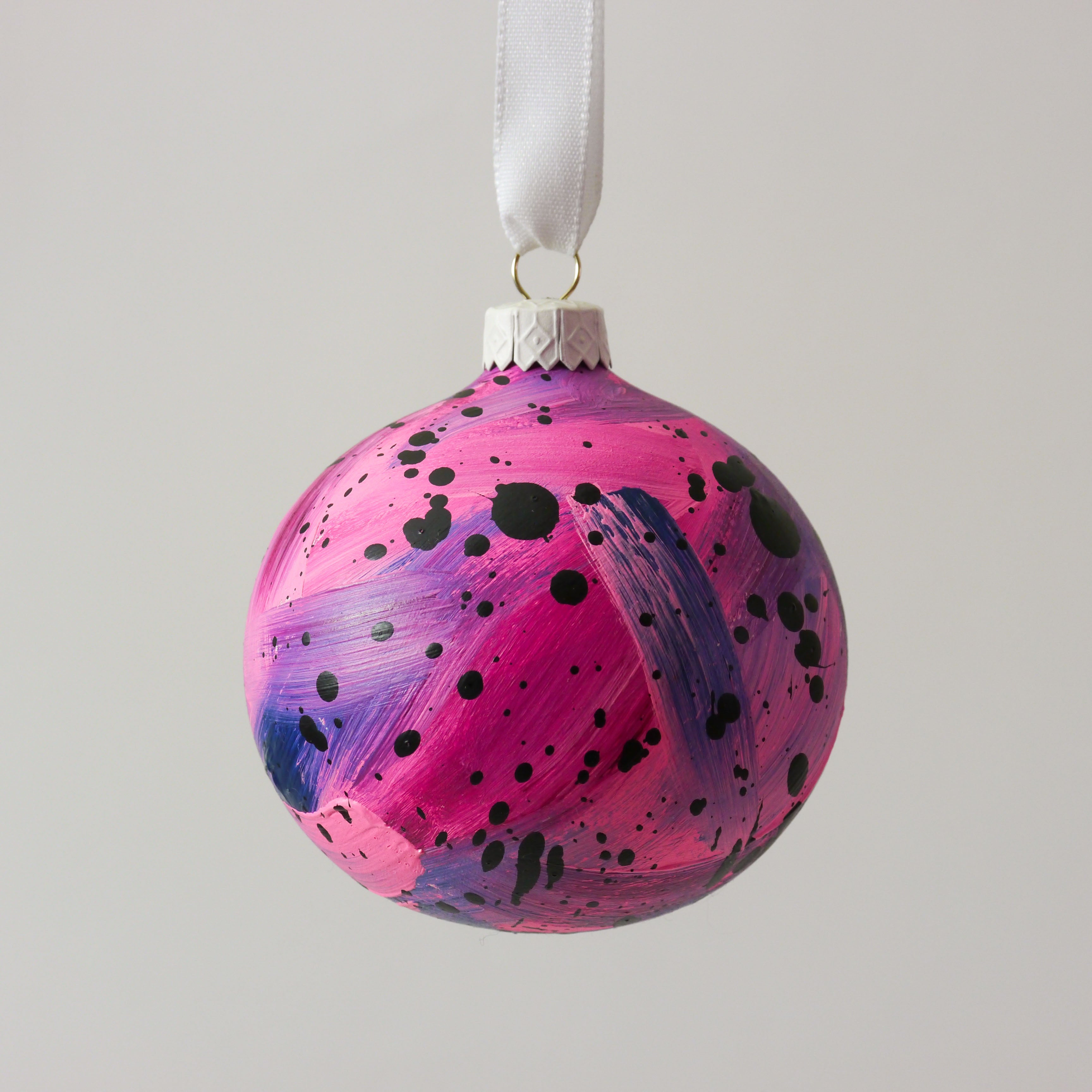 Abstract Art Bauble 037