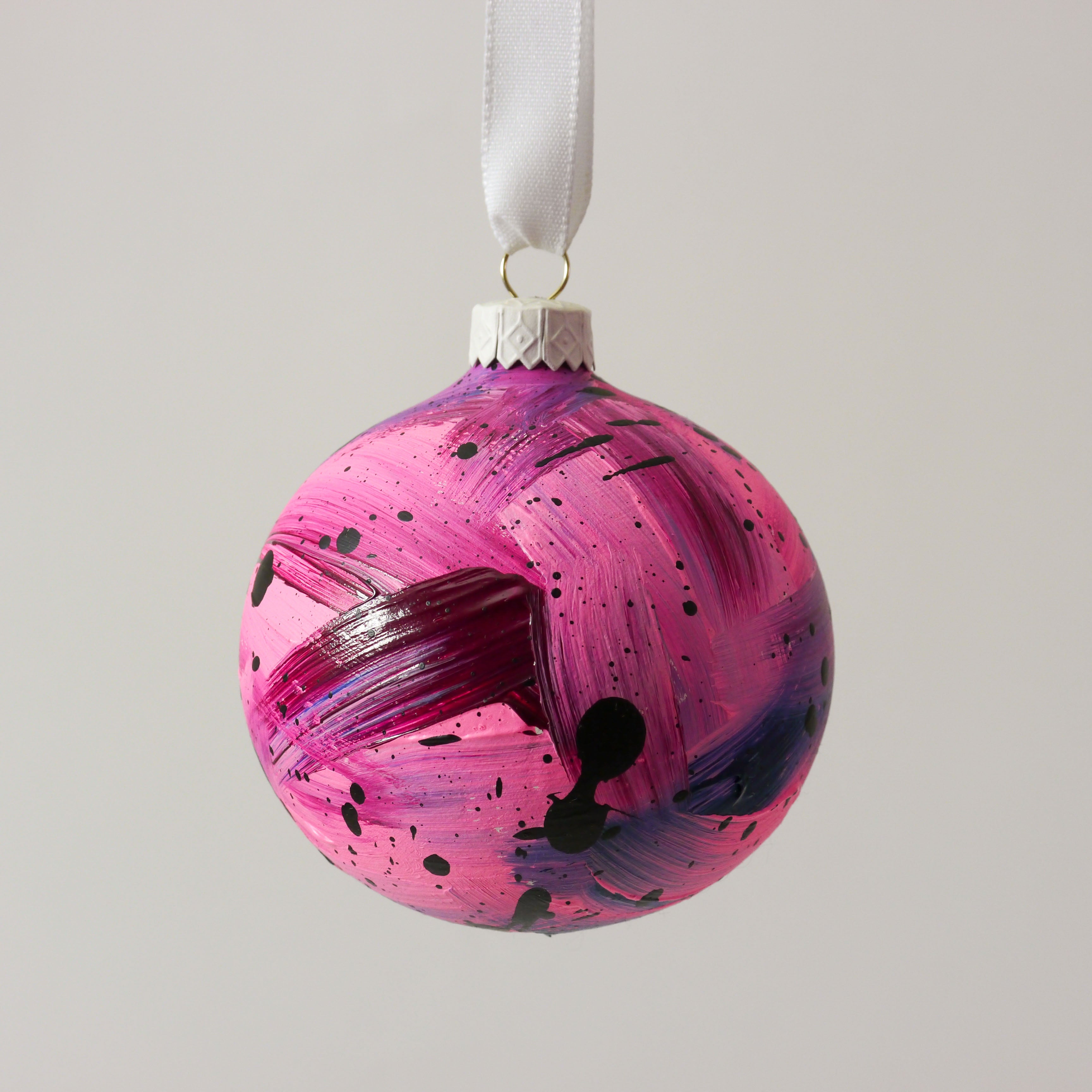 Abstract Art Bauble 037